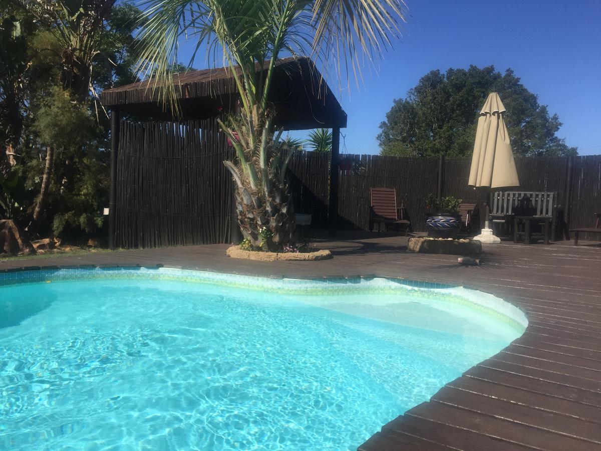 Cheetah Lodge Guest House Hartenbos Ngoại thất bức ảnh